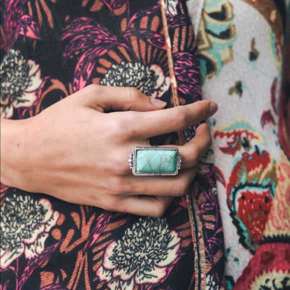 Vintage Rectangle Adjustable Ring - Picture 2 of 6